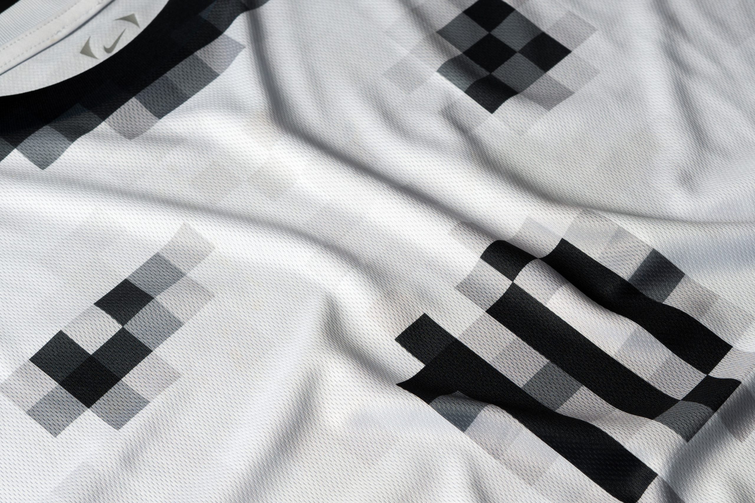 Nike_Pixelated-Kit_01